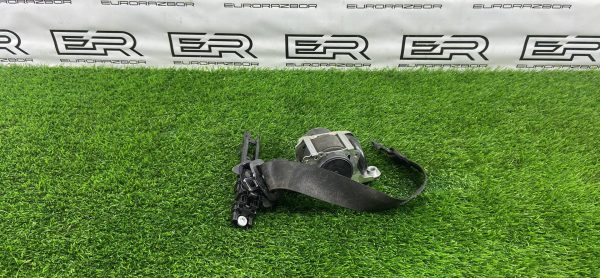 Ремень безопасности передний Mercedes С253 GLC