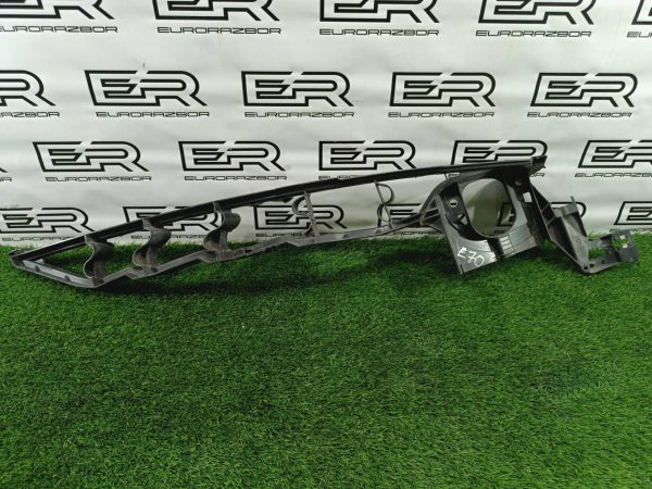 Кронштейн крыла Bmw X5 e70