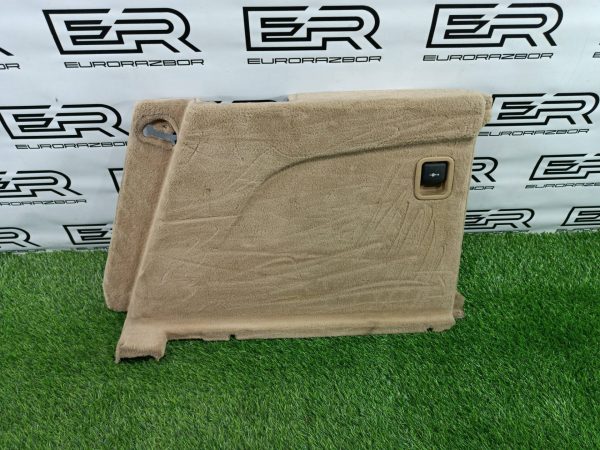 Накладка багажника правая Bmw X5