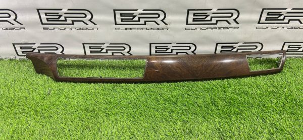 Декоративная накладка торпеды Mercedes Glk X204