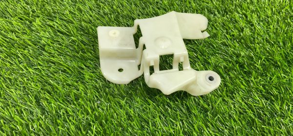 Кронштейн обшивка стойки Volkswagen Passat B7