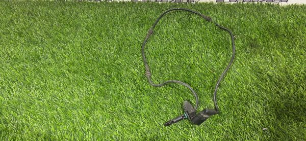 Датчик ABS передний левый Mercedes C Класс W205