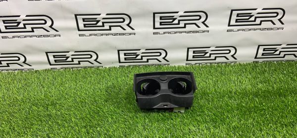 Подстаканник BMW 5 G30 /G31