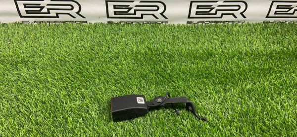 Замок ремня безопасности BMW 5 G30 /G31