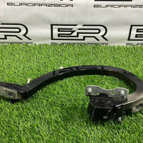 Петля крышки багажника BMW 5 G30 /G31