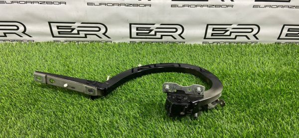 Петля крышки багажника BMW 5 G30 /G31