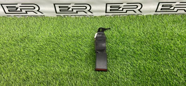 Замок ремня безопасности BMW 5 G30 /G31