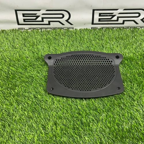 Крышка динамика BMW 5 G30 /G31