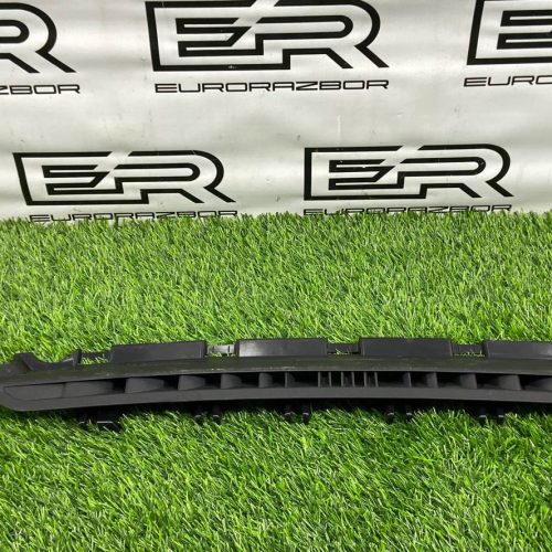 Декоративная накладка торпеды BMW 5 G30 /G31