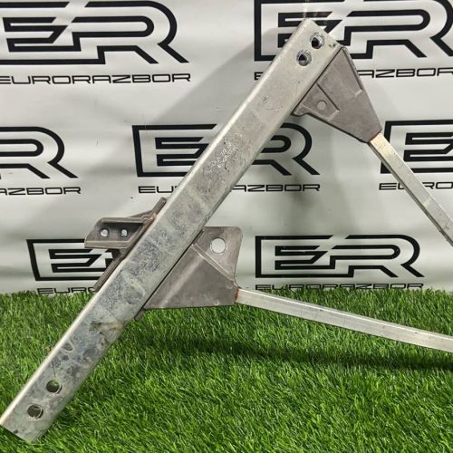 Распорка стоек Mercedes S W222