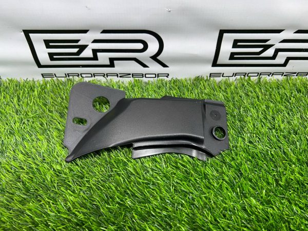 Пластик моторного отсека Mercedes S W222