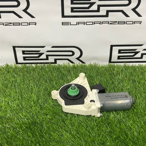 Моторчик стеклоподъёмника Mercedes CLS W218 рест