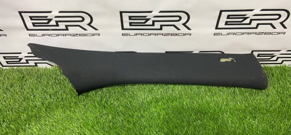 Обшивка стойки передняя правая Mercedes GLE w166