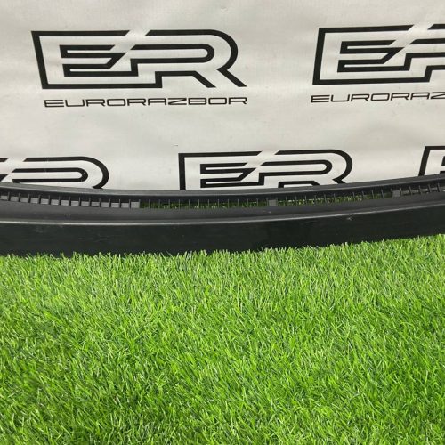 Накладка декоративная Mercedes GLC X253/C253