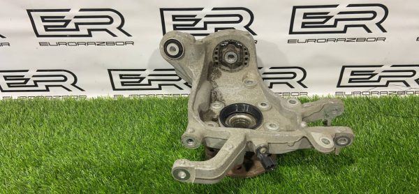 кулак (цапфа) задний правый Volvo XC60