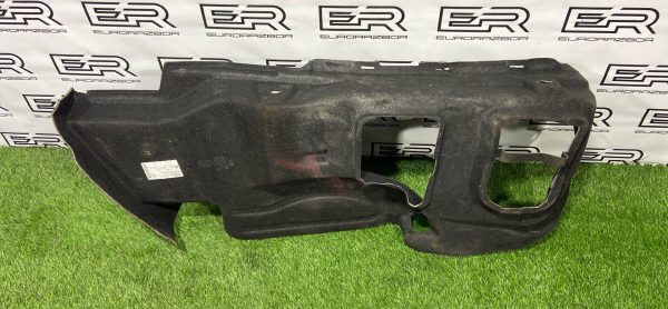 Обшивка багажника правая Mercedes CLS W218