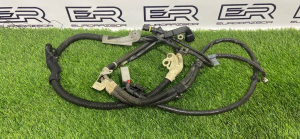 Клемма аккумулятора Mercedes CLS W218