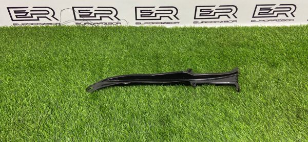 Кронштейн крыла левый Mercedes W212 W218