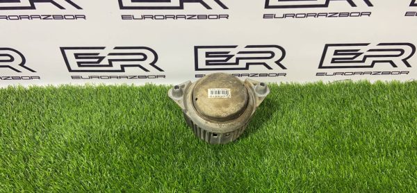 Подушка двигателя Mercedes Benz Cls Class W218