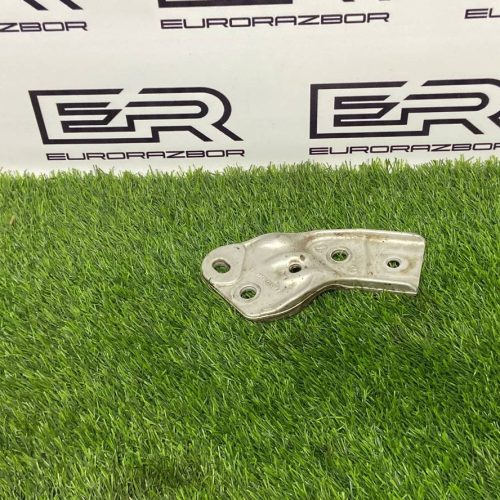 Кронштейн передний правый Mercedes Benz GL