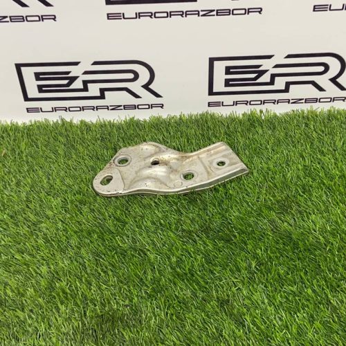 Кронштейн передний левый Mercedes Benz GL