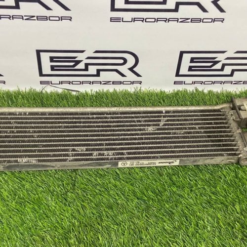 Радиатор масляный Mercedes CLS W218