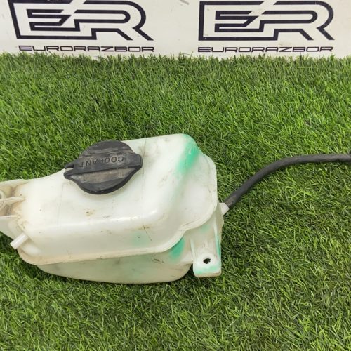 Бачок расширительный Kia Sorento 3 рест. UM