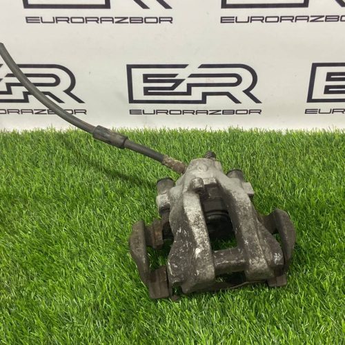 Суппорт задний правый Mercedes w212 W218