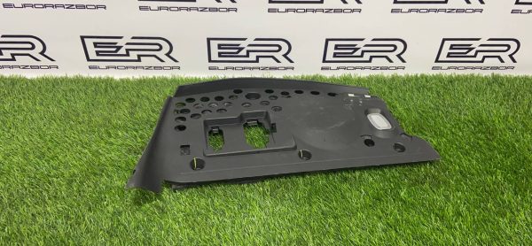 Накладка торпедо передняя правая Mercedes Benz GLS X166