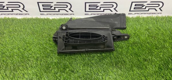 Корпус воздушного фильтра Mercedes Benz GLS X166