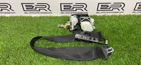 Ремень безопасности передний левый Mercedes C292