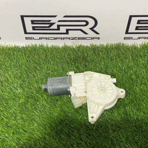 Моторчик стеклоподъемника Mercedes W166.