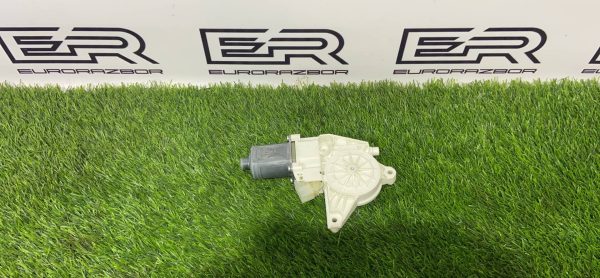 Моторчик стеклоподъемника Mercedes W166.