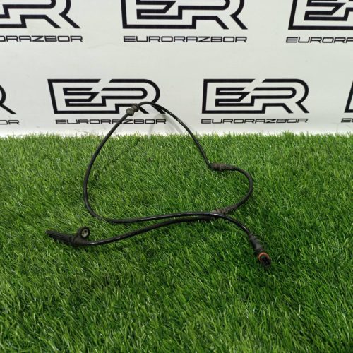 Датчик ABS передний Mercedes GLS X166