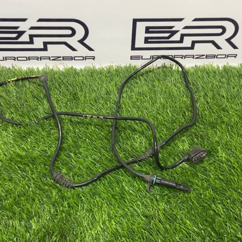 Датчик ABS передний правый Mercedes W205