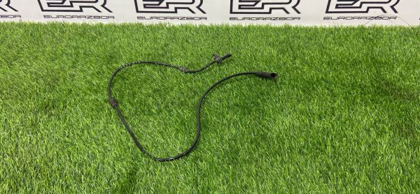 Датчик ABS Mercedes W205