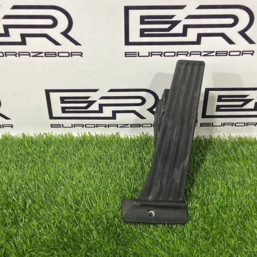 Педаль газа BMW X5 F15