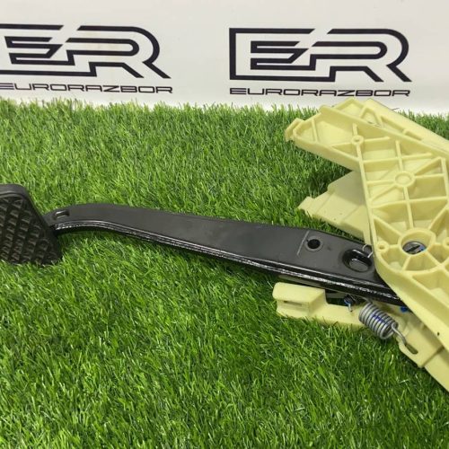 Педаль тормоза BMW X5 F15