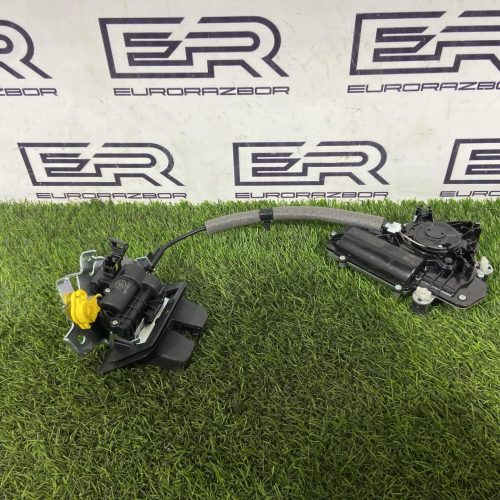 Замок двери багажника Audi Q8 4M