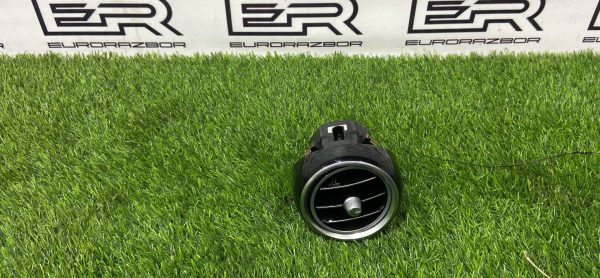 Дефлектор обдува салона передний левый Mercedes GLC X253 C253