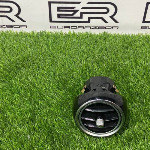 Дефлектор обдува салона передний правый Mercedes GLC X253 C253