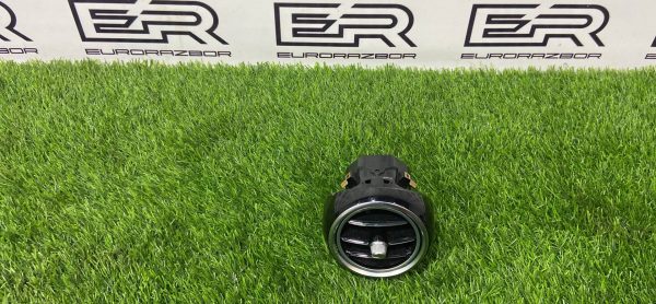 Дефлектор обдува салона передний правый Mercedes GLC X253 C253