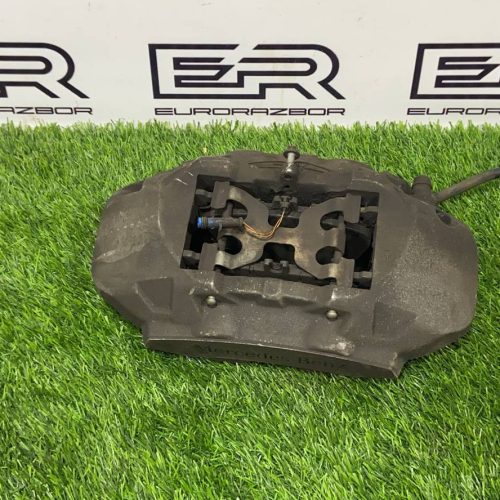 Суппорт передний правый Mercedes w213