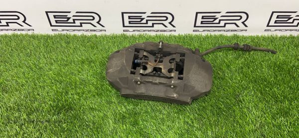 Суппорт передний правый Mercedes w213