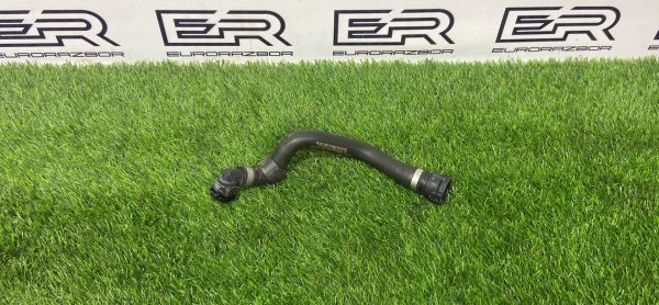 Патрубок Mercedes W213