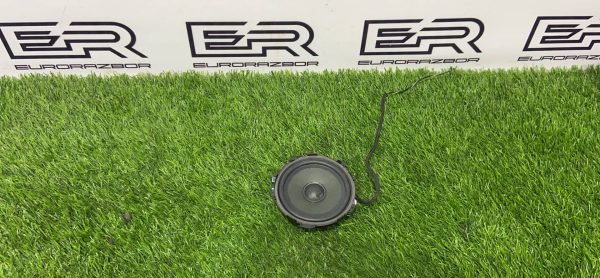 Динамик Mercedes W213