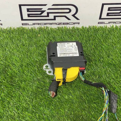 Блок управления подушками безопасности Mercedes GLS X166