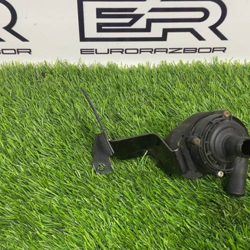 Дополнительный насос охлаждающей жидкости Mercedes W213