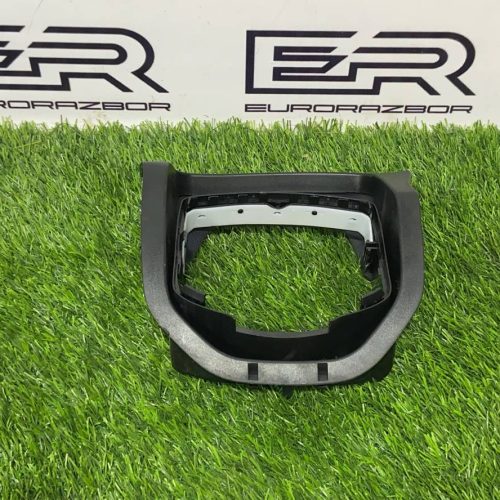 Кожух рулевой колонки Mercedes X253