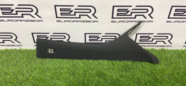 Обшивка стойки салона передняя правая Mercedes X253